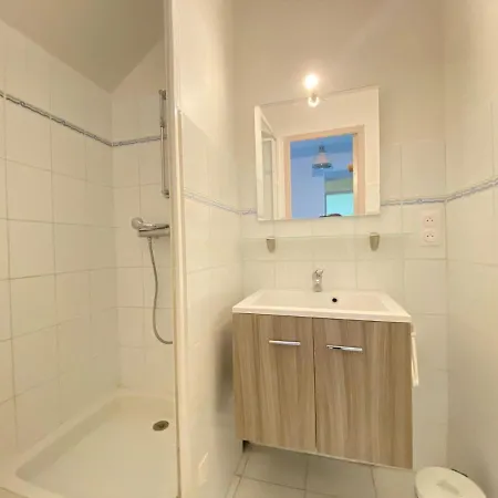 펜션 Pleasant Home, 200m From The Beach, St Pair-sur-mer 생-페르-쉬르-메르